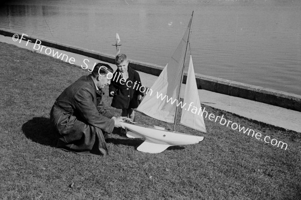 MODEL YACHT RACING ON THE LOUGH